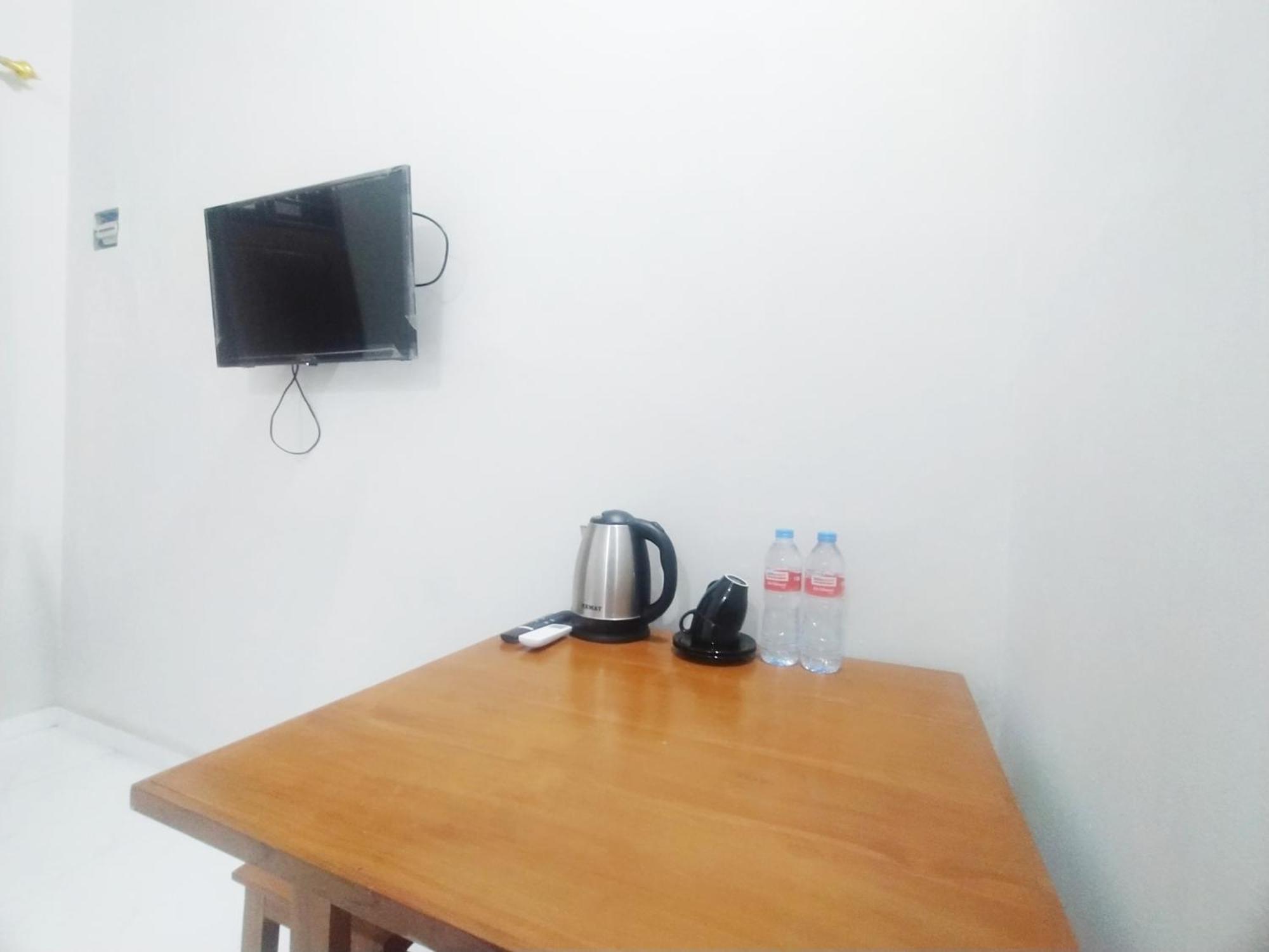 Reddoorz Syariah Near Stasiun Purwokerto Hotel Екстериор снимка