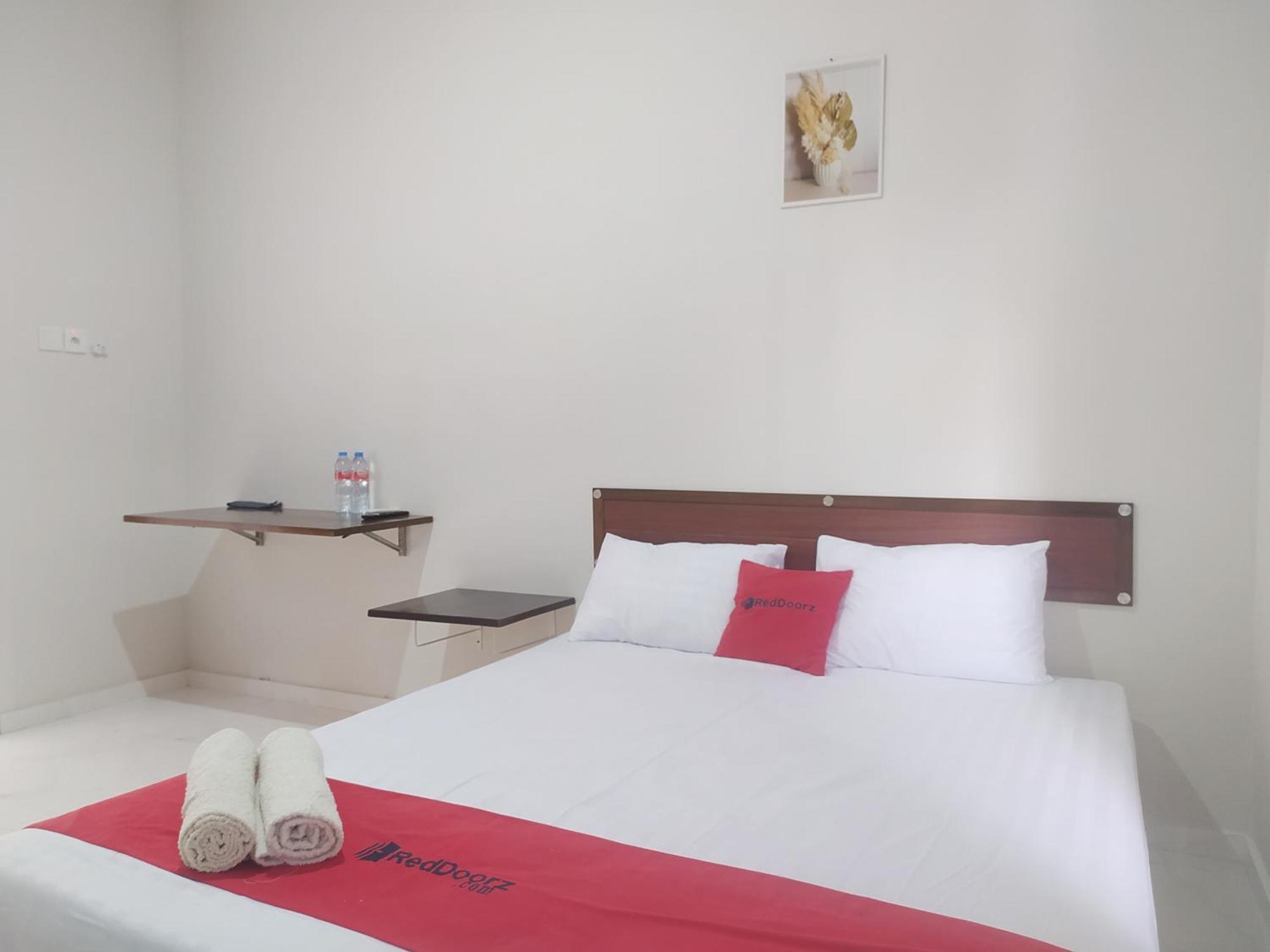 Reddoorz Syariah Near Stasiun Purwokerto Hotel Екстериор снимка