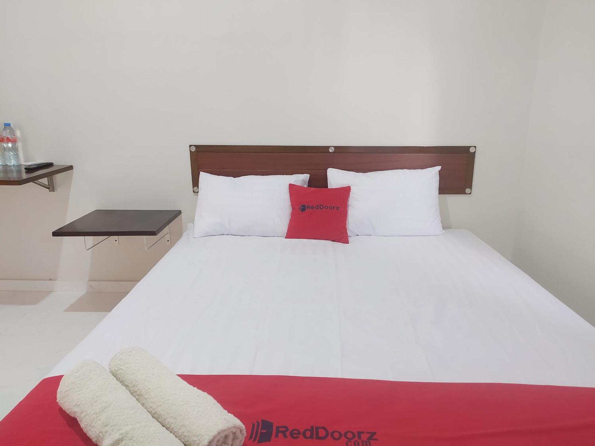 Reddoorz Syariah Near Stasiun Purwokerto Hotel Екстериор снимка