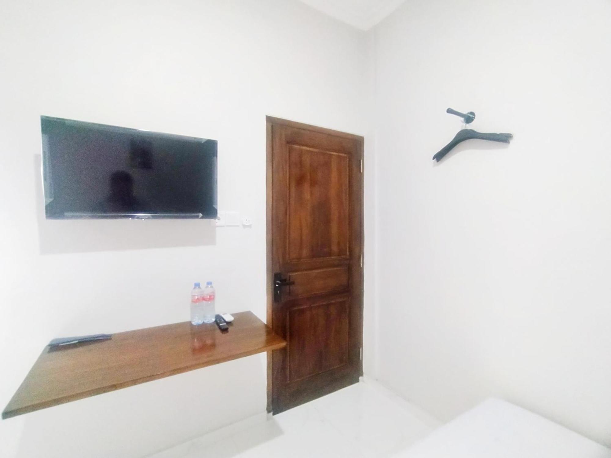 Reddoorz Syariah Near Stasiun Purwokerto Hotel Екстериор снимка