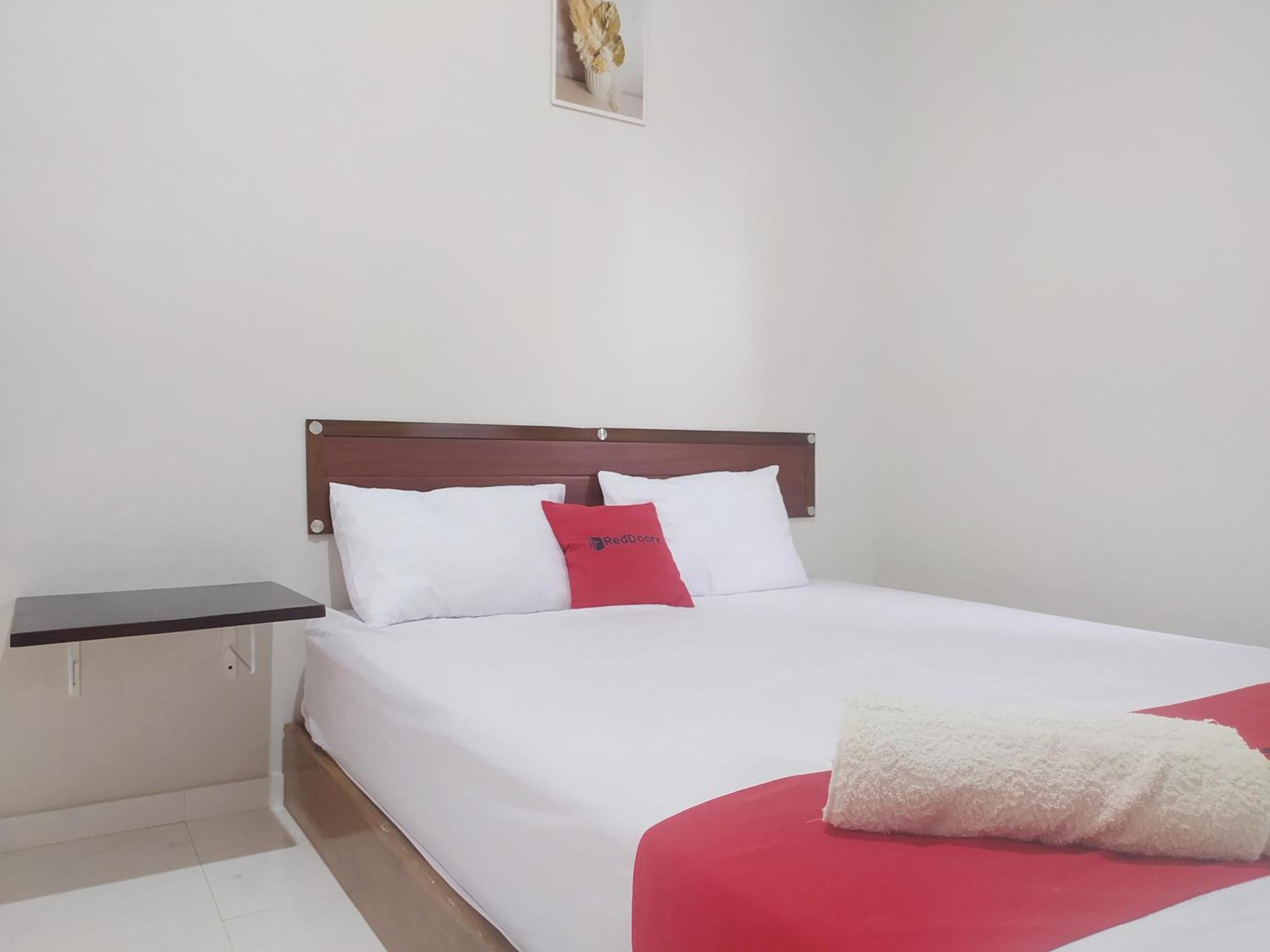 Reddoorz Syariah Near Stasiun Purwokerto Hotel Екстериор снимка